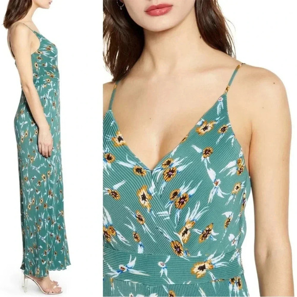 Astr the label plisse floral jumpsuit - Picture 2 of 10